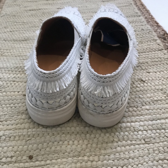 🎉HP Seychelles Silver White Slip on Sneakers - Picture 4 of 5